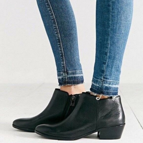 sam edelman petty black leather bootie
